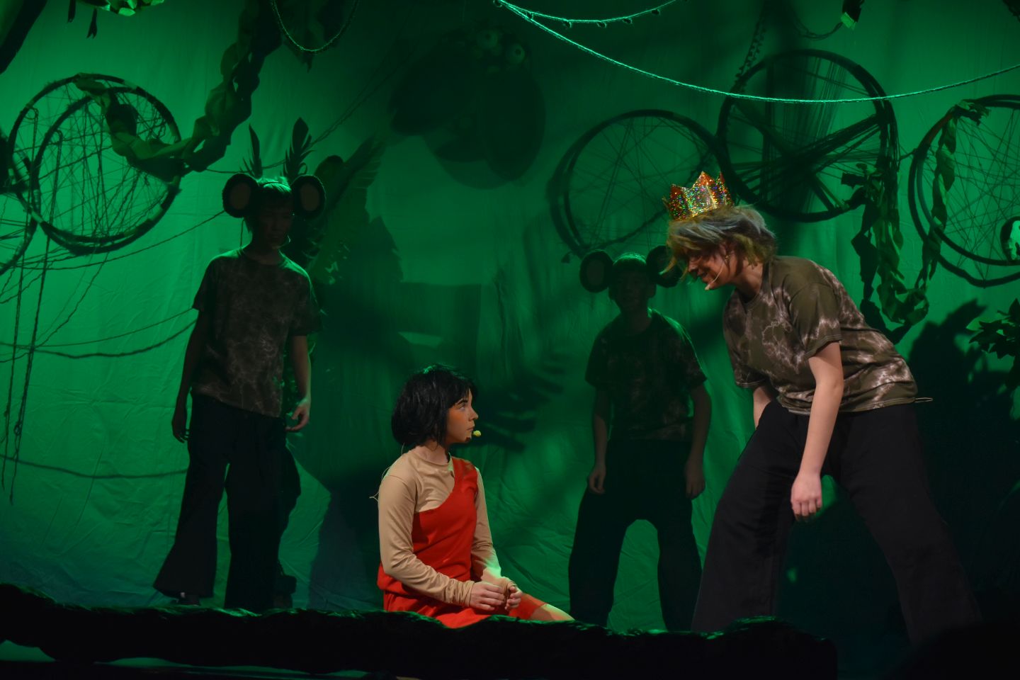 Mowgli bei den Affen